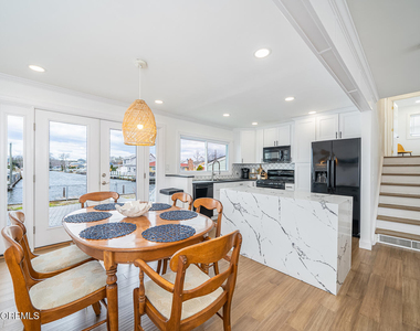 58 E Lagoona Drive - Photo Thumbnail 3