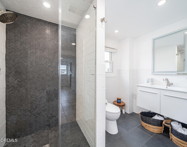 58 E Lagoona Drive - Photo Thumbnail 18