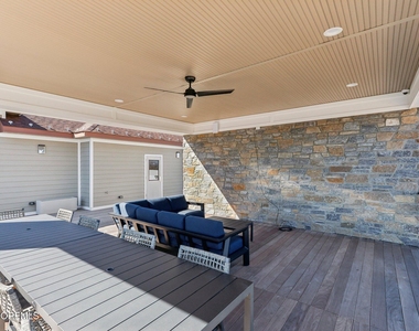 258 Morris Avenue - Photo Thumbnail 15