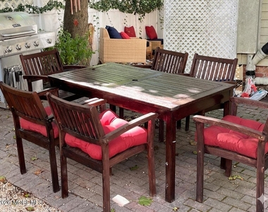 74 Mount Hermon Way - Photo Thumbnail 9