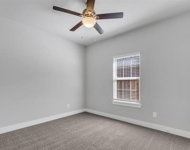121 W Morton Street - Photo Thumbnail 21