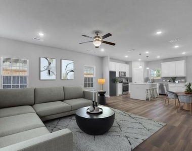 121 W Morton Street - Photo Thumbnail 5