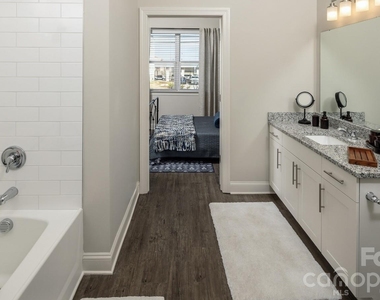8424 N Tryon Street - Photo Thumbnail 23