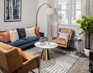 8424 N Tryon Street - Photo Thumbnail 18