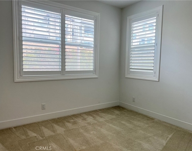 26332 Paseo Sillin - Photo Thumbnail 13