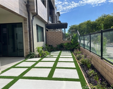 26332 Paseo Sillin - Photo Thumbnail 20