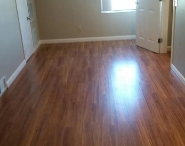 16857 Bayview - Photo Thumbnail 8