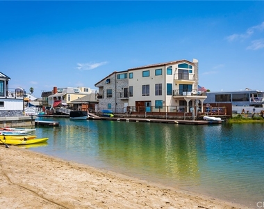 16857 Bayview - Photo Thumbnail 1