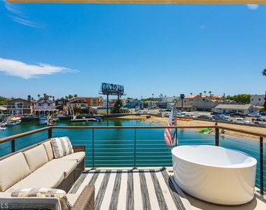 16857 Bayview - Photo Thumbnail 23