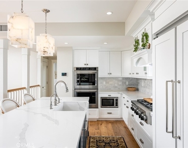 16857 Bayview - Photo Thumbnail 12