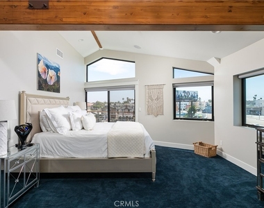 16857 Bayview - Photo Thumbnail 15