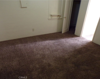 845 6th Street - Photo Thumbnail 1