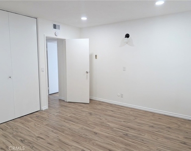 630 W Huntington - Photo Thumbnail 16