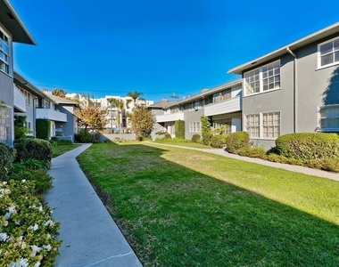 5022 Clinton Street - Photo Thumbnail 16