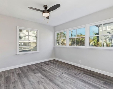 5022 Clinton Street - Photo Thumbnail 10