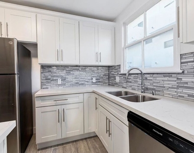 5022 Clinton Street - Photo Thumbnail 5