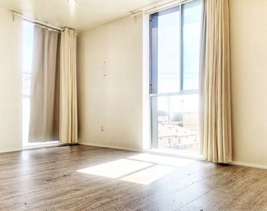 1038 S Mariposa Avenue - Photo Thumbnail 22