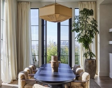9100 Cordell Drive - Photo Thumbnail 8