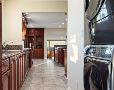 4260 Eastridge Dr - Photo Thumbnail 49