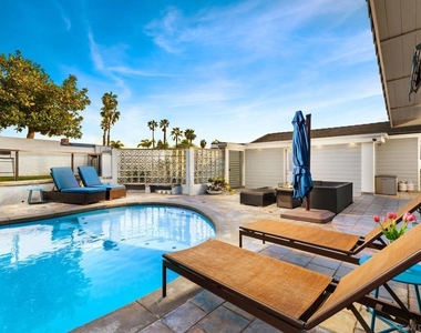 4260 Eastridge Dr - Photo Thumbnail 6