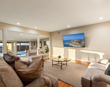 4260 Eastridge Dr - Photo Thumbnail 22