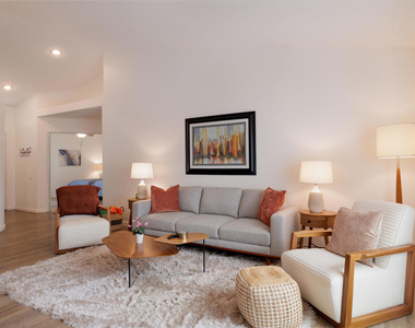156 Falls Court - Photo Thumbnail 6