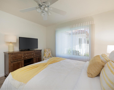 156 Falls Court - Photo Thumbnail 10