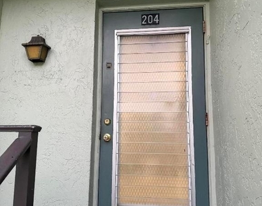 7380 Nw 18th Street - Photo Thumbnail 1