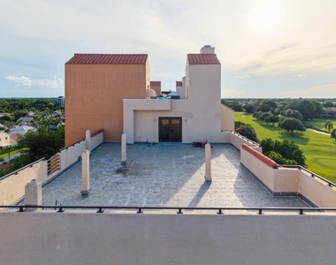 7217 Promenade Drive - Photo Thumbnail 4