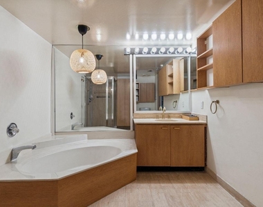 7217 Promenade Drive - Photo Thumbnail 32