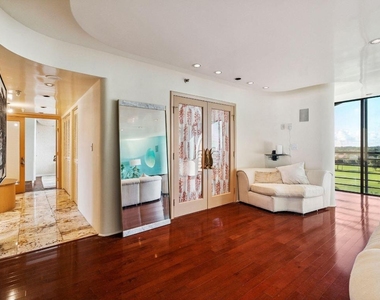 7217 Promenade Drive - Photo Thumbnail 12