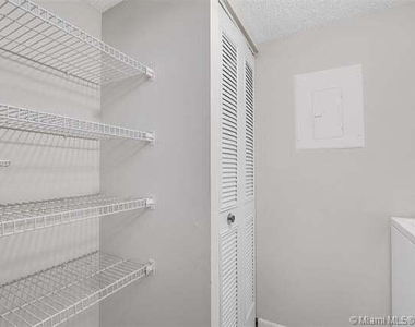 4759 Sable Pine Circle - Photo Thumbnail 3