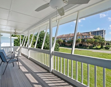 670 Hernando Street - Photo Thumbnail 10