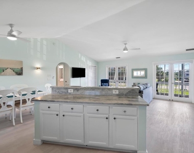 670 Hernando Street - Photo Thumbnail 2