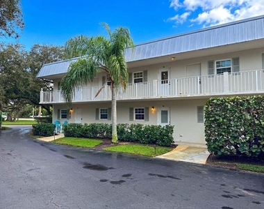 900 Jasmine Lane - Photo Thumbnail 20