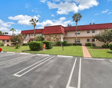 12016 Greenway Circle S - Photo Thumbnail 14