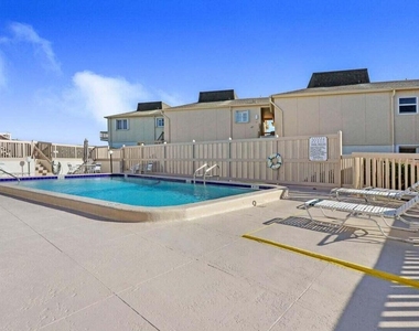 1501 Ne Ocean Boulevard - Photo Thumbnail 11