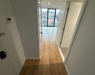 30-18 14th Street - Photo Thumbnail 7