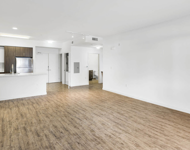 1333 Powell Street - Photo Thumbnail 50