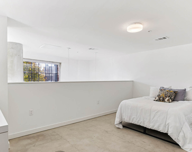 1333 Powell Street - Photo Thumbnail 55