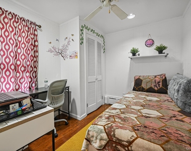 13 Herbert Avenue - Photo Thumbnail 6