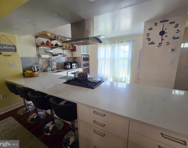 4453 Edan Mae Court - Photo Thumbnail 8
