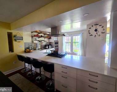 4453 Edan Mae Court - Photo Thumbnail 7