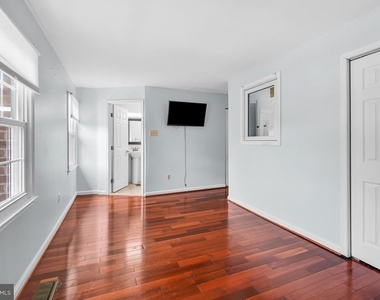 4453 Edan Mae Court - Photo Thumbnail 20
