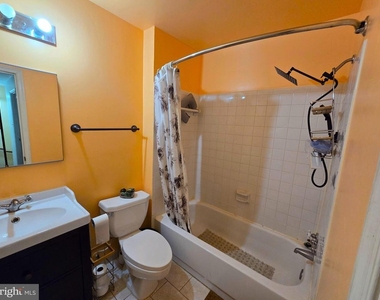 4453 Edan Mae Court - Photo Thumbnail 16