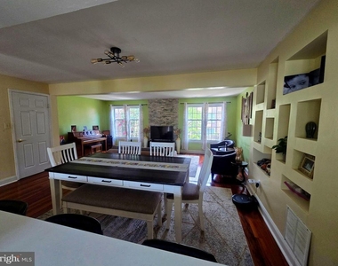 4453 Edan Mae Court - Photo Thumbnail 5