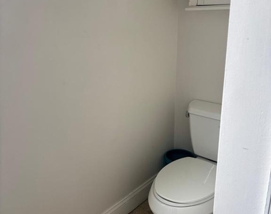 1625 Edgley Street - Photo Thumbnail 14