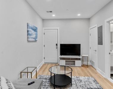 820 18th Street Ne - Photo Thumbnail 1