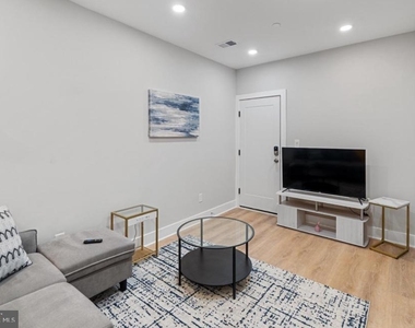 820 18th Street Ne - Photo Thumbnail 10