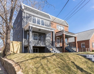 3326 12th Street Se - Photo Thumbnail 4